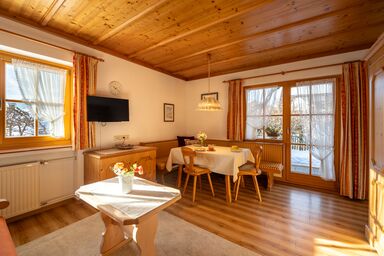 Haus Alpenlicht - (02)Zwei-Raum-Ferienwohnung, 38qm, 2-4 Personen, Extra-Schlafzimmer, sep. Küche, Terrasse