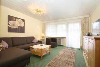 Beim Wiesenhansen inkl. Chiemgaukarte - Ferienwohnung 9, 65qm, Terrasse, Küche extra, 1 Schlafzimmer, max 2 Pers., WLAN