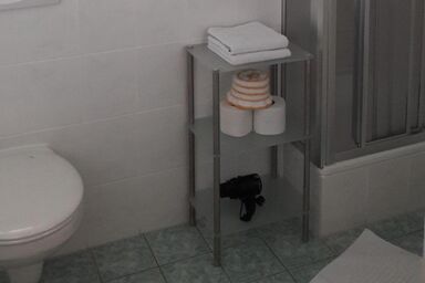 Triembachhof - Komfort Doppelzimmer Nr. 1 mit Dusche / WC und Balkon