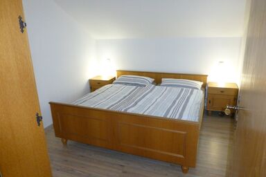 Ferienwohnung Bösch - Ferienwohnung 2 bis 4 Personen, 2 Schlafzimmer, Balkon, 50 qm