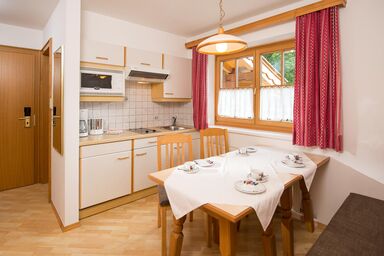 Pension Appartements Alpenblick - Appartement "Schönfeldspitze"