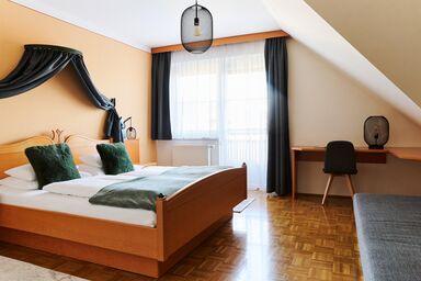 Hotel Garni Thermenoase - Doppelzimmer Komfort Plus | bis 2 Nächte