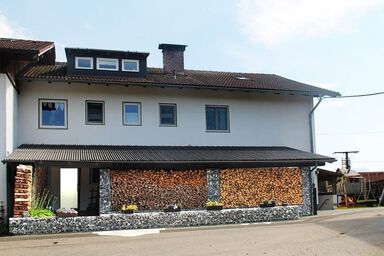 Ferienwohnung Nr. 1, neben einem Bauernhof, Roßhaupten, Allgäu