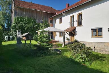 Gemütliche Ferienwohnung in Grünbach mit Terrasse, Grill und Garten