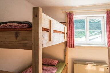 Gjaid Alm auf 1739 - Familien-/Freundeszimmer 6 Personen