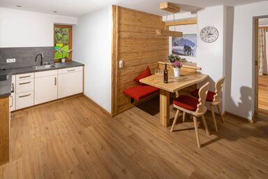 Gästehaus Anfanglehen - Ferienwohnung Watzmo, 1-3 Personen, 50 qm, Balkon, separates Schlafzimmer