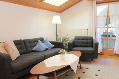 Haus Dumberger - Chiemgau Karte - Ferienwohnung für 2 Personen mit Balkon, 70m², Küche, Wohnzimmer, Schlafzimmer