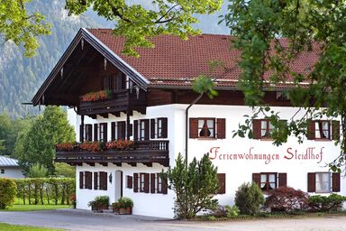 Steidlhof - Chiemgau Karte - Ferienwohnung 5 für 2 Personen, 1 Schlafzimmer, Obergeschoss, Balkon, 50 m²