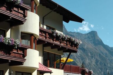 Adlerhof Pitztal - Apartment Adlerblick