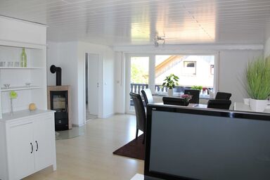 NEU_Ferienwohnung mit Balkon