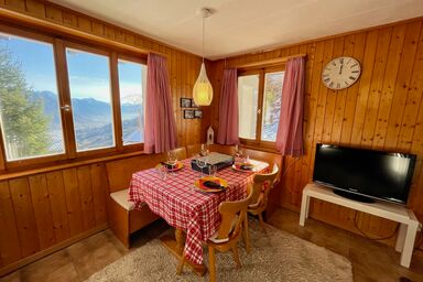 Chalet Felsenberg (CharmingStay). 2.5-Zimmerwohnung 2OG