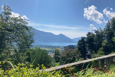 Idyllisches Ferienhaus (Hausteil) an ruhiger, sonniger Lage oberhalb von Locarno