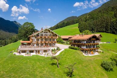 Steinberger Hof - Panoramazimmer mit Terrasse, Dusche und WC, TV, WLAN