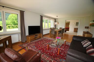 Ferienwohnung Gestüt Pfaffenlehen - Nr. 1 Ferienwohnung für 1 - 6 Pers., ca. 120 m², 3 Schlafzimmer, Wohnzimmer, Küche, Terrasse