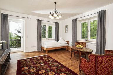 Villa Sawallisch - Luxus Apartment Brahms mit 3 Schlafzimmern für bis zu 5 Pers. ca. 110 qm