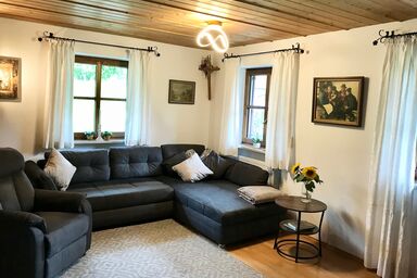 Ferienwohnung Dräxl Garten und Bergblick - EG-Ferienwohnung 120 m², direkter Bergblick