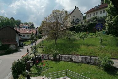 Ferienwohnung Weindl Lucia - Ferienwohnung Burgblick