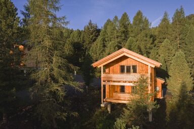 Superior Chalet mit Sprudelpool innen - Superior # 1 Sauna & Hot Tub .2