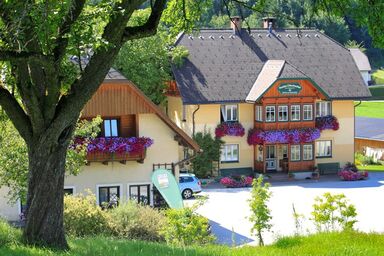 Pension Glitschnerhof - Wohlfühlzimmer Superior mit Terrasse