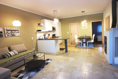 Pannonia Appartements - 4 App. CHRISTINE, Bad + Dusche, WC, 2 Schafräume