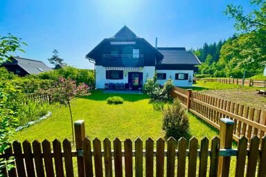 Ferienwohnung mit großem Balkon