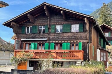 Chalet Nostalgie, (Château-d'Oex). 2 chambres à coucher, 80m², 5 personnes