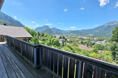 Malerhaus Ferienwohnungen - Ferienwohnung "Panorama" , 56qm, 1 Schlafzimmer, Balkon mit Panoramablick