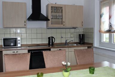 Gästehaus Neumarkt - Komplettes Ferienhaus (90qm) für 8 Personen mit vollausgestatteter Küche und 4 Schlafzimmern