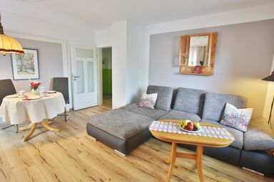 Gästehaus Elisabeth - Ferienwohnung Rose mit Blick auf den Staffelberg