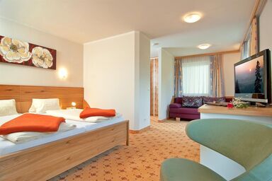 Erlebnis-Hotel Appartements Pirker - Doppelzimmer Panorama "bed&breakfast" - 2-4 Per