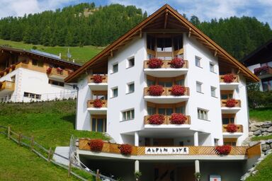 Ferienwohnung Appartements Alpin Live, (Samnaun-Laret).