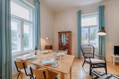 Ferienwohnungen Landhaus Blauer Spatz - Apartment Top 5 mit Bergblick