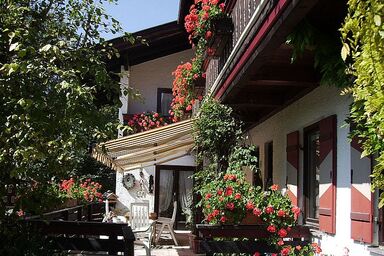 Gästehaus Eschenhof - Doppelzimmer, 16 qm, Dusche/WC, Balkon