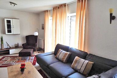 Ferienwohnungen Bergidyll - Ferienwohnung Chiemsee 113 qm, drei separate Schlafzimmer, EG - DG