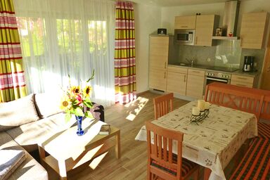 Ferienwohnung Kaiserblick - Ferienwohnung Kaiserblick 75 qm, zwei separate Schlafzimmer, EG mit Terrasse