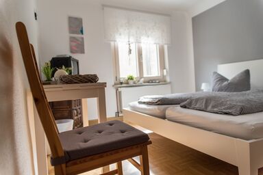 Schlafplätzle - Doppelzimmer Ost mit WLAN in ruhiger Altstadtlage