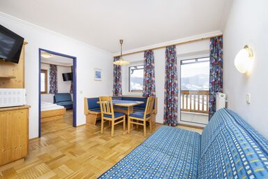 Aparthotel am Reitecksee - Fewo C (4-6 Personen/2 SZ, 1 WSR)