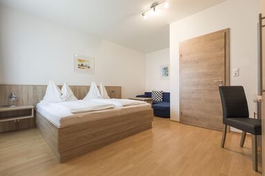 Weingut & Gästehaus Markus Tschida - Doppelzimmer mit Dusche, WC