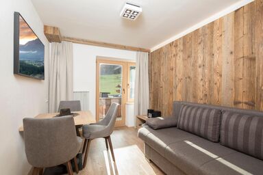 Wunderschöne Ferienwohnung in Reith Im Alpbachtal mit Grill, gemeinsamem Pool und Garten