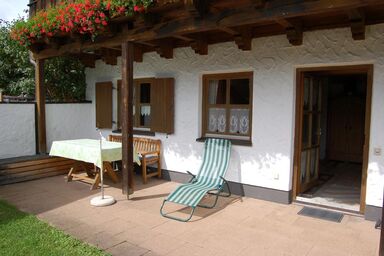 Ferienwohnungen Haus Reineck - Wohnung A mit Terrasse