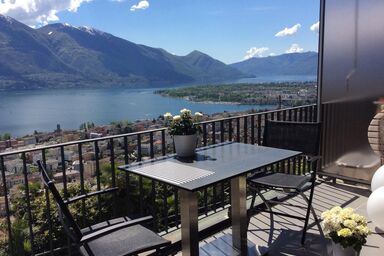 Komfortable Ferienwohnung mit herrlicher Aussicht, Hallenbad und Sauna