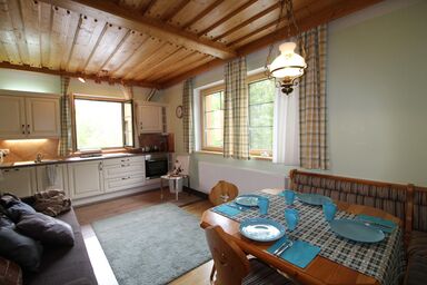 Renovierte Ferienwohnung in Bach mit Terrasse und Garten