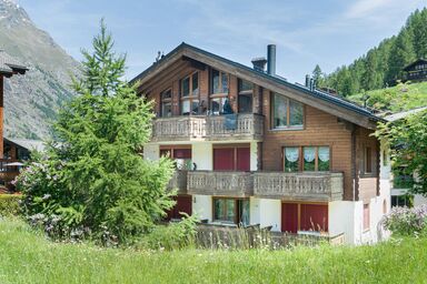 Haus Bärgbach, (Zermatt).