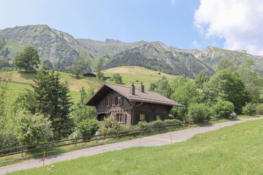 Chalet Marjolaine, (Château-d'Oex). 4 chambre à coucher, xm², 8 personnes