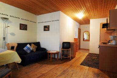 Maierhof - Ferienwohnung Marienkäfer, 2-5 Personen, 3 Schlafzimmer, 54m²