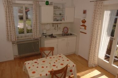 Haus Auracher - Ferienwohnung 60 qm, bis 5 Personen, 2 Schlafzimmer, Balkon