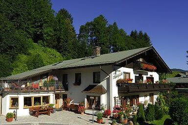 Gästehaus am Alpenpark - Doppelzimmer mit DU/WC, Balkon, TV - Watzmann 24 qm