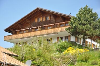 HasliRent, Gärbi, (Hasliberg Reuti). 3.5 Zimmer Wohnung im Parterre von einem Chalet