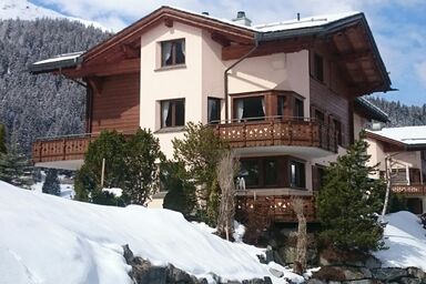 Bijou Dachwohnung in Chalet mit einmaliger Aussicht,  Sauna und Wirlpool