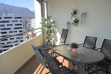 Gemütliche Citywohnung im 8. Stock, einzigartiges Panorama auf die Stadt Locarno